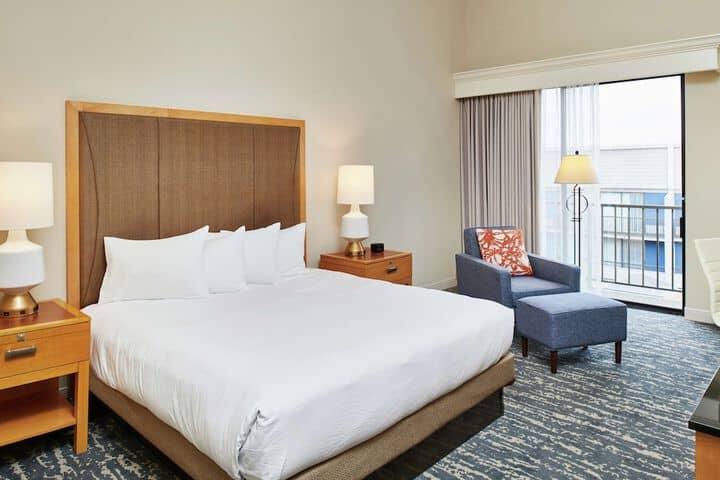 Room 15 of 110