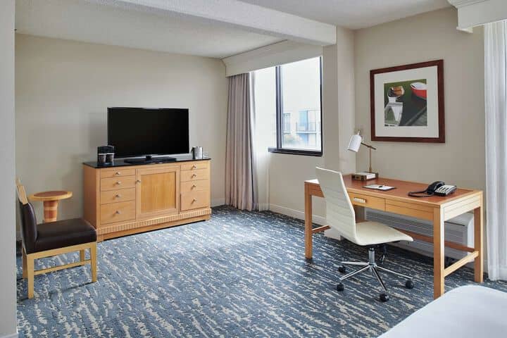 Room 29 of 110