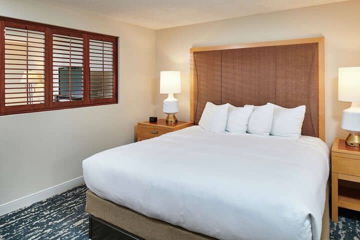 Room 16 of 110